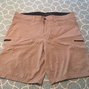 Men’s light weight/moisture wicking shorts size 36